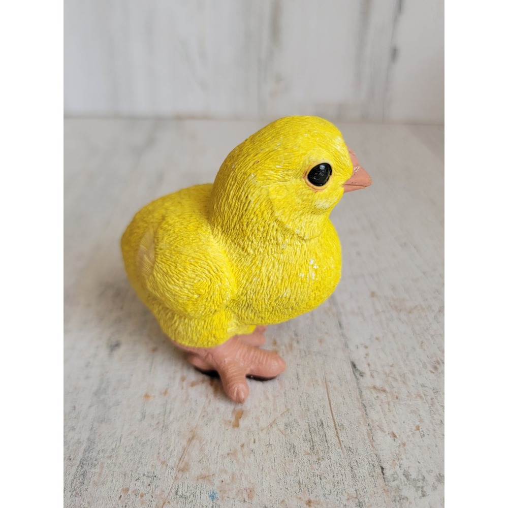 Vintage realistic chick baby spring Easter farm floral home decor unique